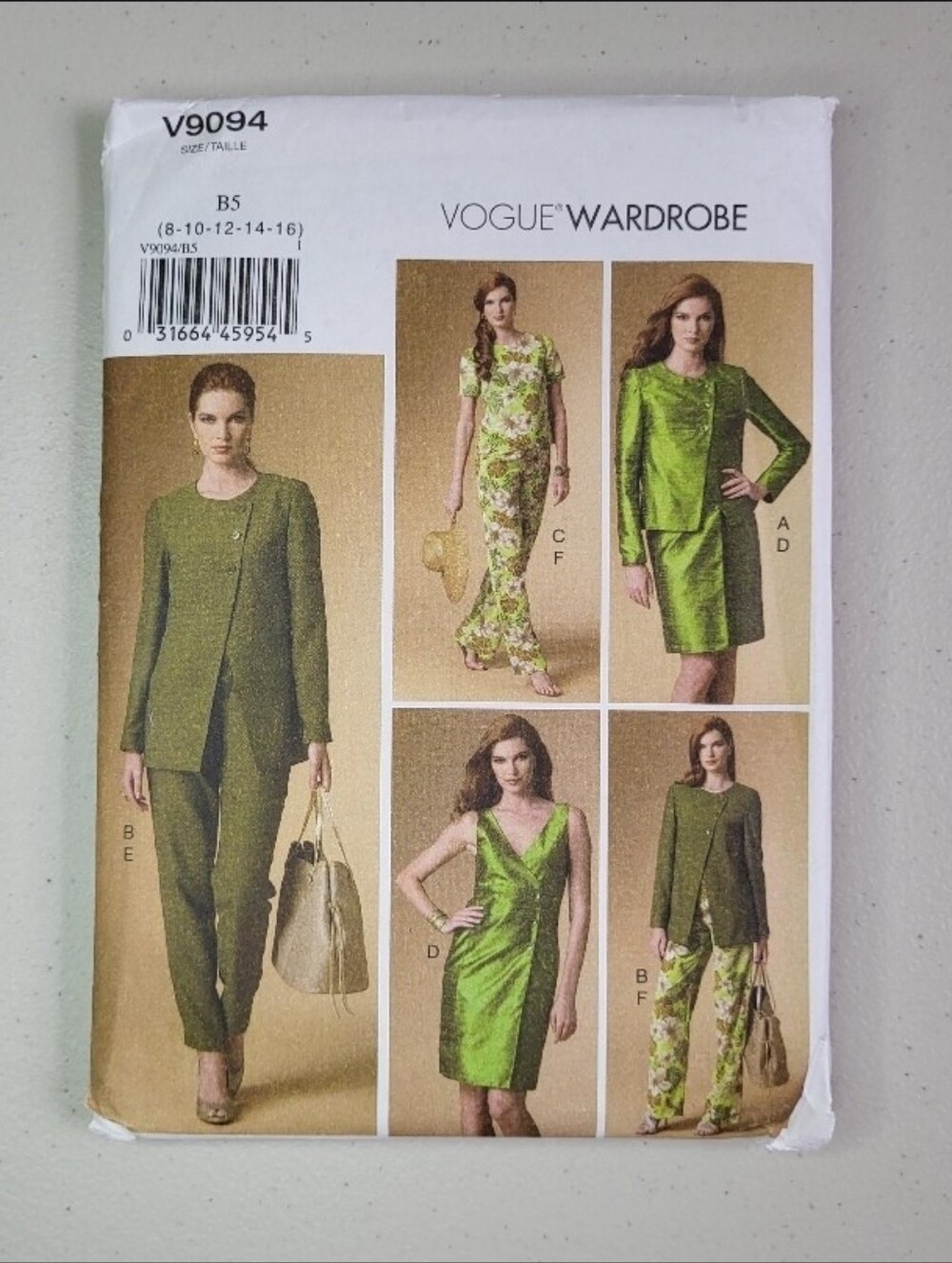 Vogue V9094 Sewing Pattern Wardrobe Size 8-16 B5 UNCUT. Jacket, Dress, Pants.